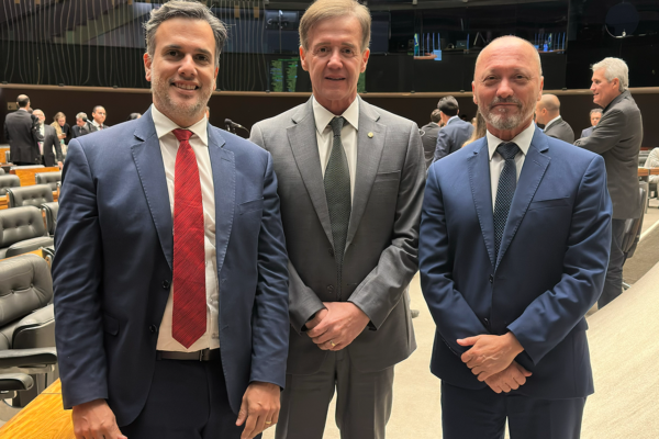 MP que fortalece a assistência à saúde dos policiais federais é aprovada pelo Senado Federal