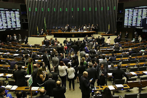 Ampliação do adicional de fronteira pode ser votada ainda hoje no Senado